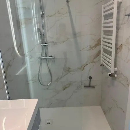 D201 - Z Dostepem Do Basenu, Sauny I Jacuzzi Lejlighed Niechorze